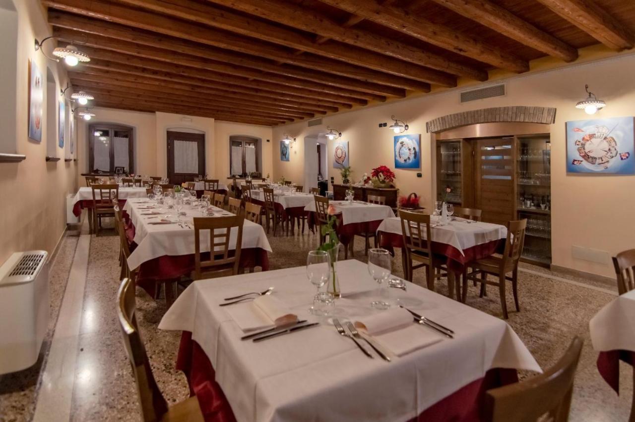 Ostarie Vecjo Friul 1901 Hotel Sedegliano Kültér fotó